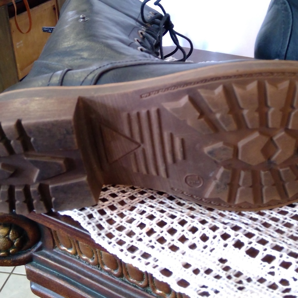 Wanted boots - Picture 5 of 8